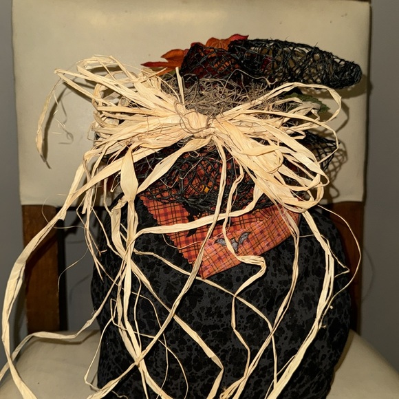 Halloween 🎃host pick🎃👻 NWOT holiday handcrafted Shabby Chic doll - Picture 8 of 10